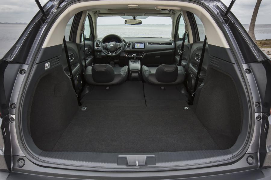 Багажник Honda HR-V 2015 года  (US) (фото 72 из 104)